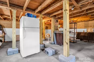 1600 Orchard Rd, Flat Rock, NC 28731 - Photo 18