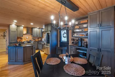 905 Jay Bird Drive, Sylva, NC 28779 - Photo 8