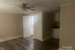 208 Virginia Ave W, Bessemer City, NC 28016 - Photo 32