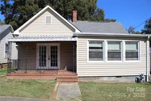 208 Virginia Ave W, Bessemer City, NC 28016 - Photo 2