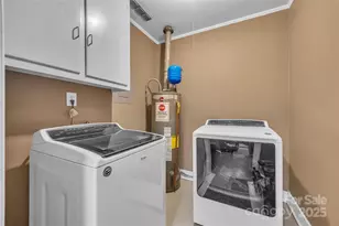 1018 Dudley Dr, Charlotte, NC 28205 - Photo 22