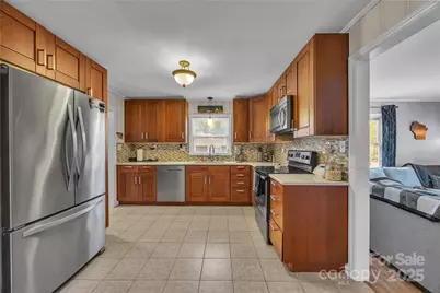 1018 Dudley Drive, Charlotte, NC 28205 - Photo 14