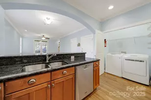 1429 Pecan Ave, Charlotte, NC 28205 - Photo 10