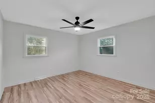 1433 Poovey Hill Ln, Lincolnton, NC 28092 - Photo 16