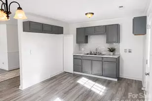 1123 Saratoga Dr, Charlotte, NC 28208 - Photo 4