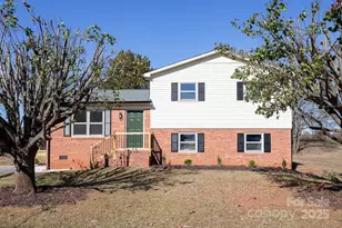 3606 Rose St, Statesville, NC 28677 - Photo 2