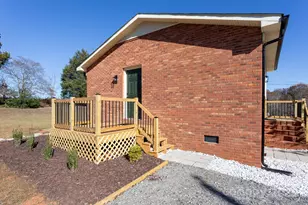 3606 Rose St, Statesville, NC 28677 - Photo 8