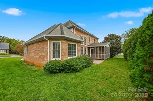 1710 30th Ave Dr NE, Hickory, NC 28601 - Photo 42