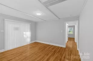 8341 Reedy Creek Rd, Charlotte, NC 28215 - Photo 14