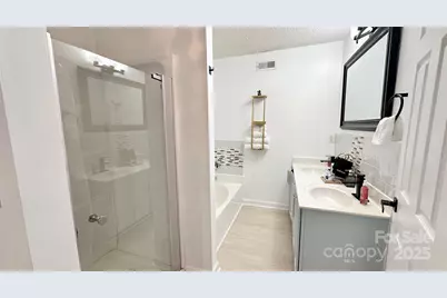 2434 Summer Meadow Court, Charlotte, NC 28216 - Photo 10