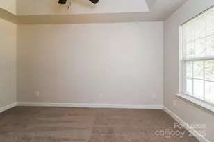 2331 Reid Oaks Dr, Charlotte, NC 28208 - Photo 8