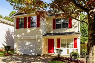 2331 Reid Oaks Dr, Charlotte, NC 28208 - Photo 2