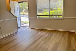 1300 Larchmont Pl, Salisbury, NC 28144 - Photo 2