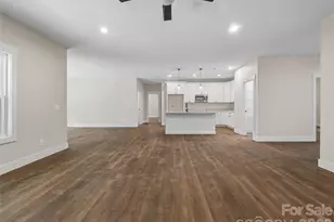 16 Forest Dr, Travelers Rest, SC 29690 - Photo 12