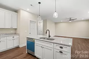 16 Forest Dr, Travelers Rest, SC 29690 - Photo 10