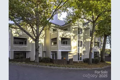 2715 Selwyn Avenue #30, Charlotte, NC 28209 - Photo 2