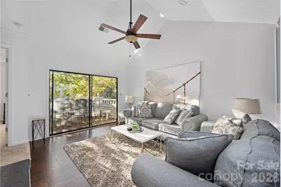 2715 Selwyn Avenue #30, Charlotte, NC 28209 - Photo 4