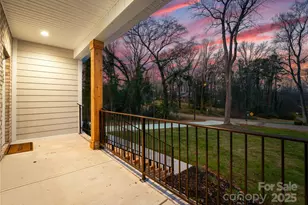 104B Forest Hills Dr, Mount Holly, NC 28120 - Photo 2