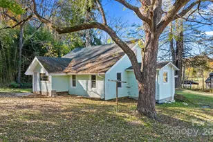 220 Mountain Springs Ln, Canton, NC 28716 - Photo 4