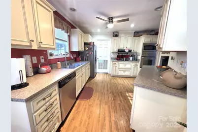 457 Dale Road, Spruce Pine, NC 28777 - Photo 6