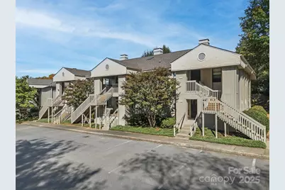 1203 Abbey Circle, Asheville, NC 28805 - Photo 2