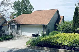 60 Park Ave St, Asheville, NC 28803 - Photo 2