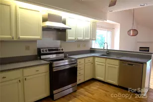 60 Park Ave St, Asheville, NC 28803 - Photo 12