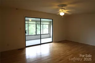 60 Park Ave St, Asheville, NC 28803 - Photo 16