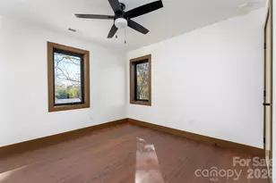 119 N Bear Creek Rd, Asheville, NC 28806 - Photo 22