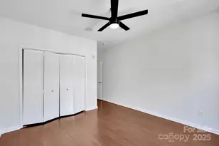 1525 Walnut View Dr, Charlotte, NC 28208 - Photo 16