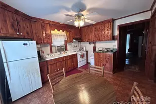 362 Melton Branch Rd, Bakersville, NC 28705 - Photo 8