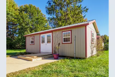 203 Oak Grove Road, East Flat Rock, NC 28726 - Photo 20