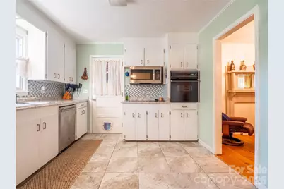 203 Oak Grove Road, East Flat Rock, NC 28726 - Photo 6