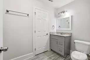 3522 Wylie Meadow Ln, Charlotte, NC 28269 - Photo 36