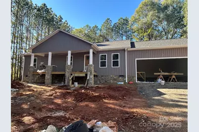 1119 Kensington Circle, Newton, NC 28658 - Photo 2