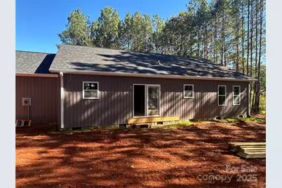 1119 Kensington Circle, Newton, NC 28658 - Photo 4