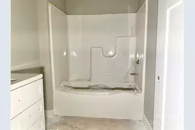 1119 Kensington Circle, Newton, NC 28658 - Photo 16