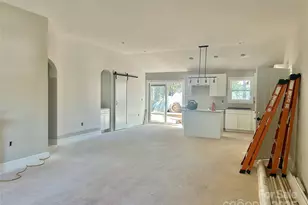 1119 Kensington Cir, Newton, NC 28658 - Photo 6