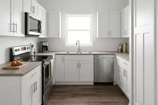 106 Lane St, Morganton, NC 28655 - Photo 2