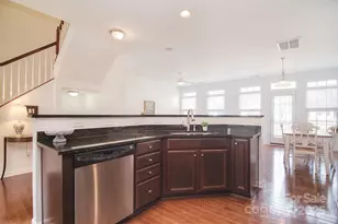 6134 Rockefeller Ln, Charlotte, NC 28210 - Photo 12