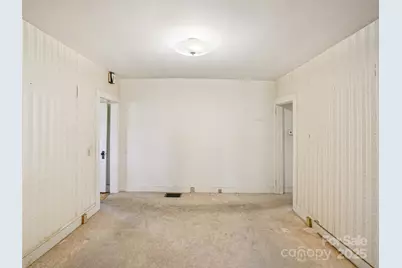 230 S Main Street, Mars Hill, NC 28754 - Photo 18