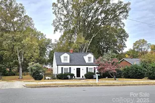 627 N 6th St, Albemarle, NC 28001 - Photo 2