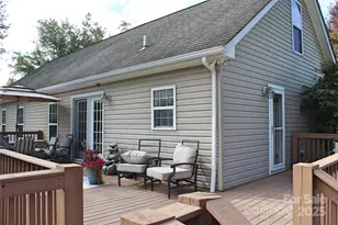 38 Char Kimber Ln, Canton, NC 28716 - Photo 2