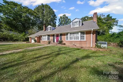 509 Lee Avenue, Wadesboro, NC 28170 - Photo 2