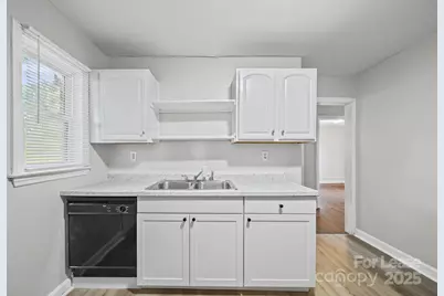 2621 Druid Hills Way #4, Charlotte, NC 28206 - Photo 18