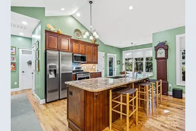 114 Linda Ann Drive, Flat Rock, NC 28731 - Photo 16