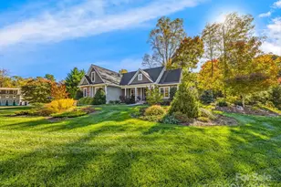 114 Linda Ann Dr, Flat Rock, NC 28731 - Photo 4