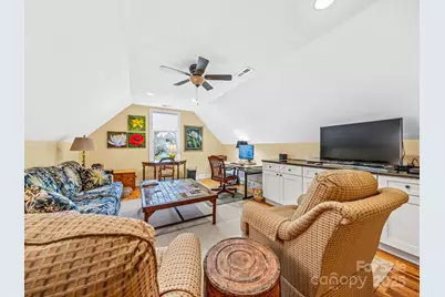 114 Linda Ann Drive, Flat Rock, NC 28731 - Photo 36