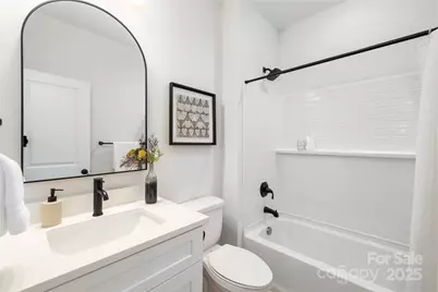 3913 Oakwood Road, Charlotte, NC 28269 - Photo 20