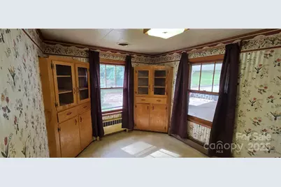 214 Old Dale Road, Spruce Pine, NC 28777 - Photo 36